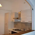 Apartment Sweet Sara